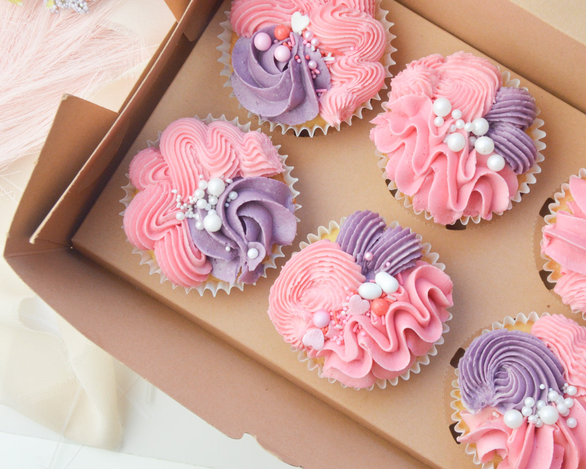 Pretty Cupcake Box