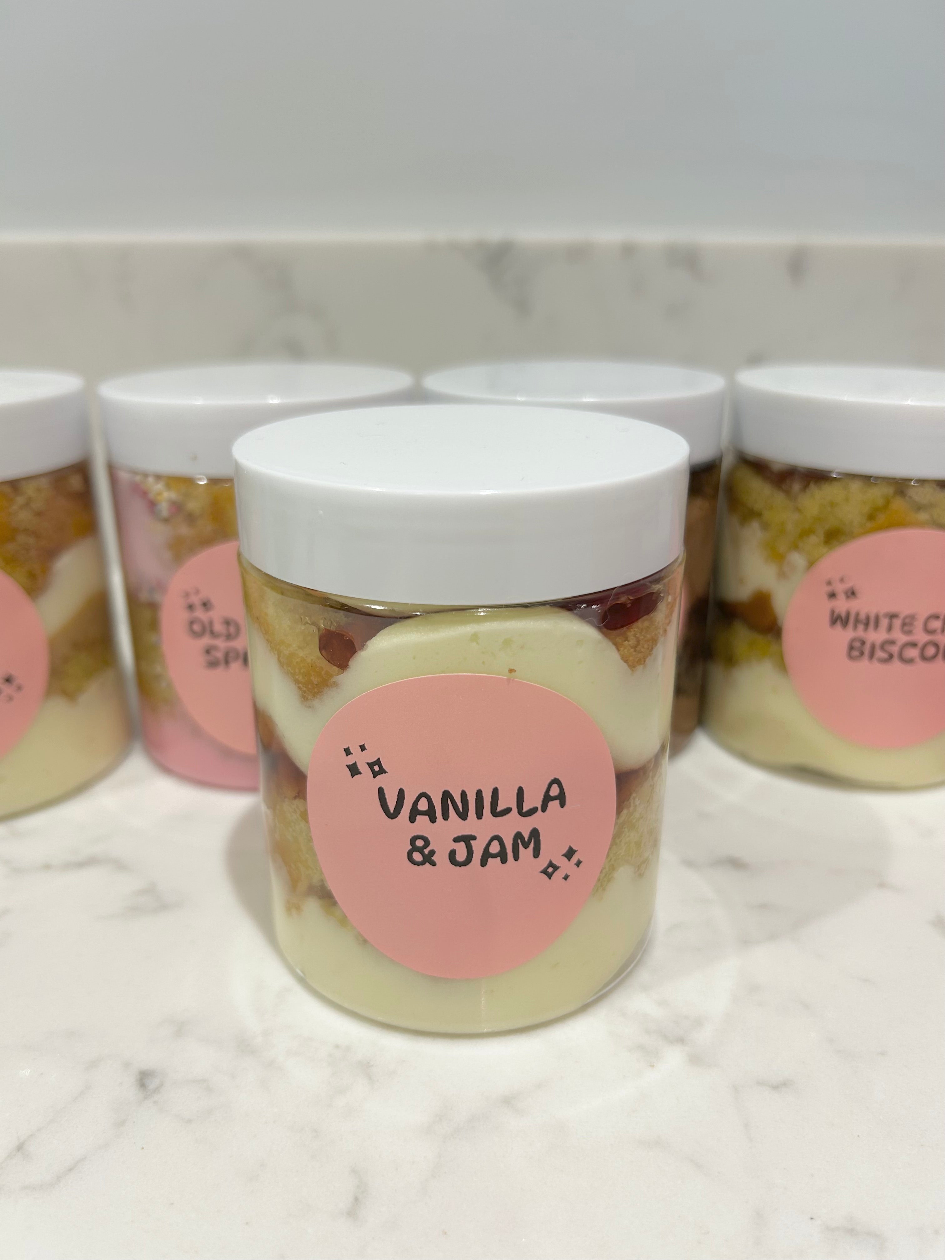 Vanilla & Jam Cake Jar - You Make My Dreams